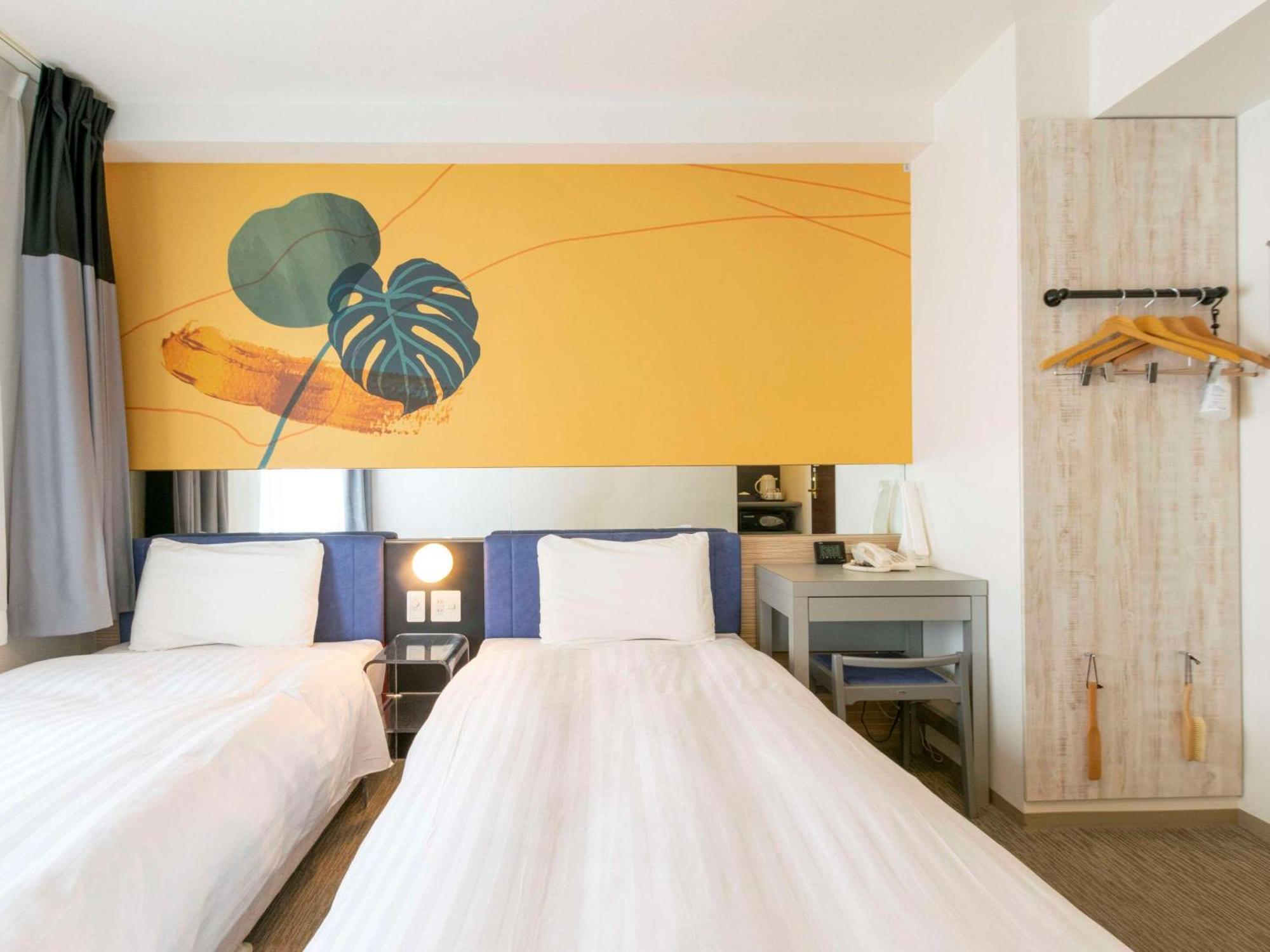 Comfort Inn Naha Tomari Port Экстерьер фото