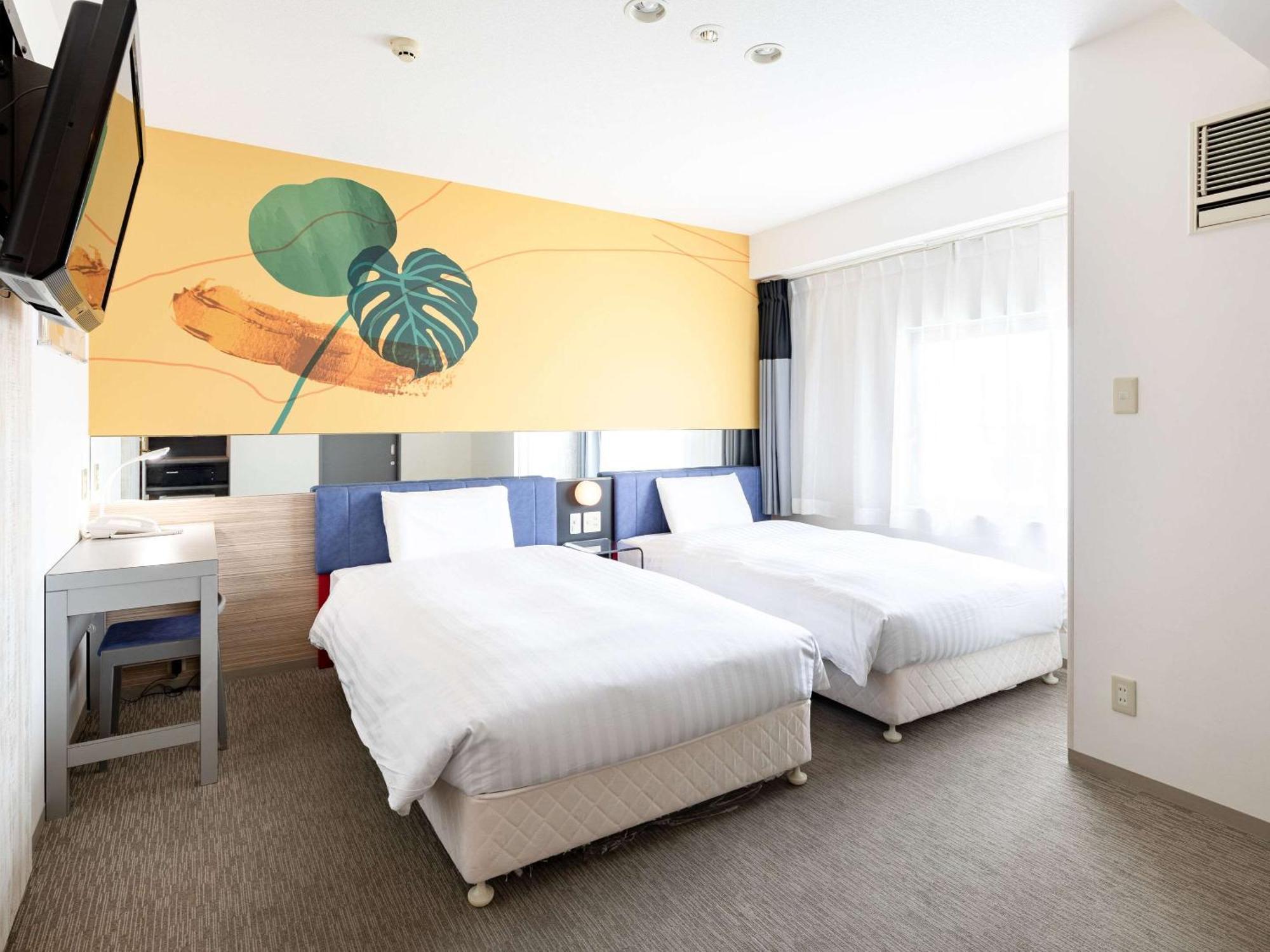 Comfort Inn Naha Tomari Port Экстерьер фото