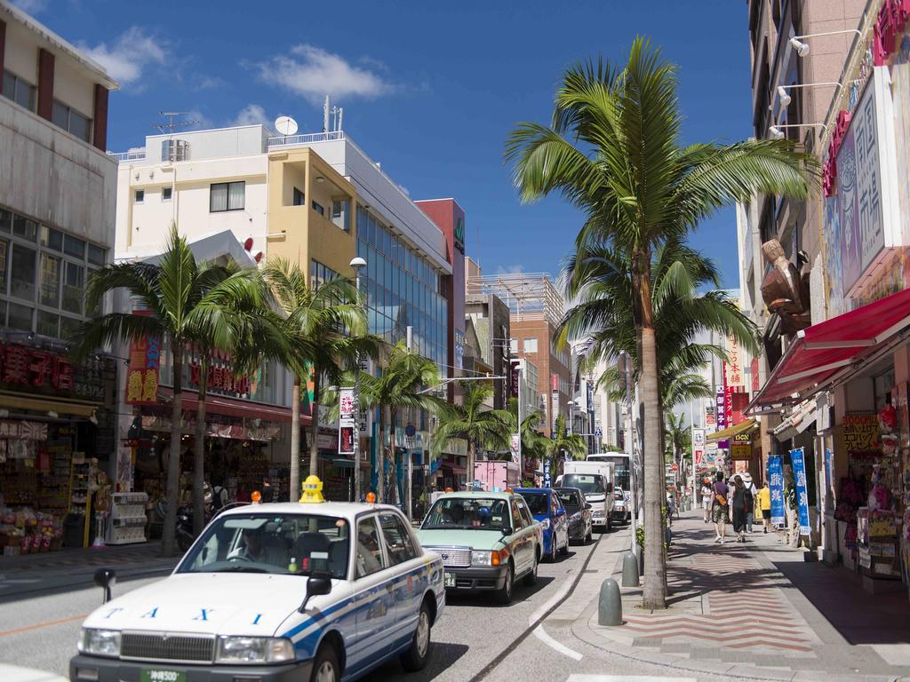 Comfort Inn Naha Tomari Port Экстерьер фото